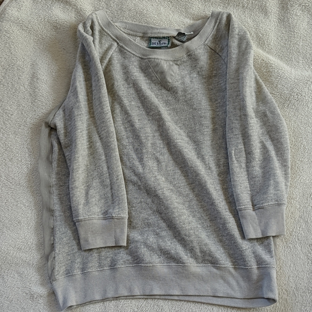 3/4 sleeve sheer back sweatshirt
